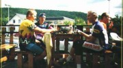 2000 (8/9)